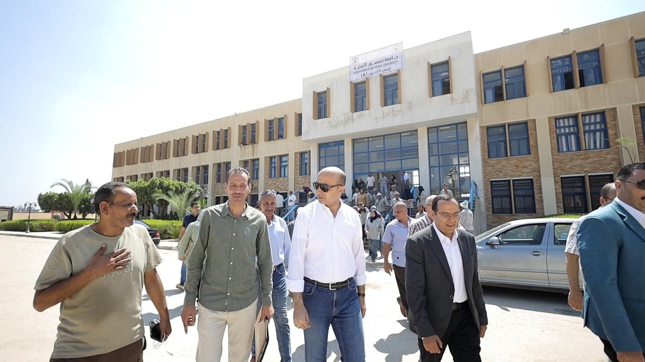 .جولة تفقدية موسعة لرئيس جامعة دمنهور للجامعة الأهلية .جولة تفقدية موسعة لرئيس جامعة دمنهور للجامعة الأهلية