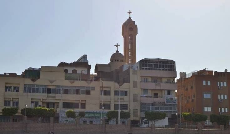 مبنى كنيسة الأم دولاجى التاريخية فى مدينة إسنا مبنى كنيسة الأم دولاجى التاريخية فى مدينة إسنا