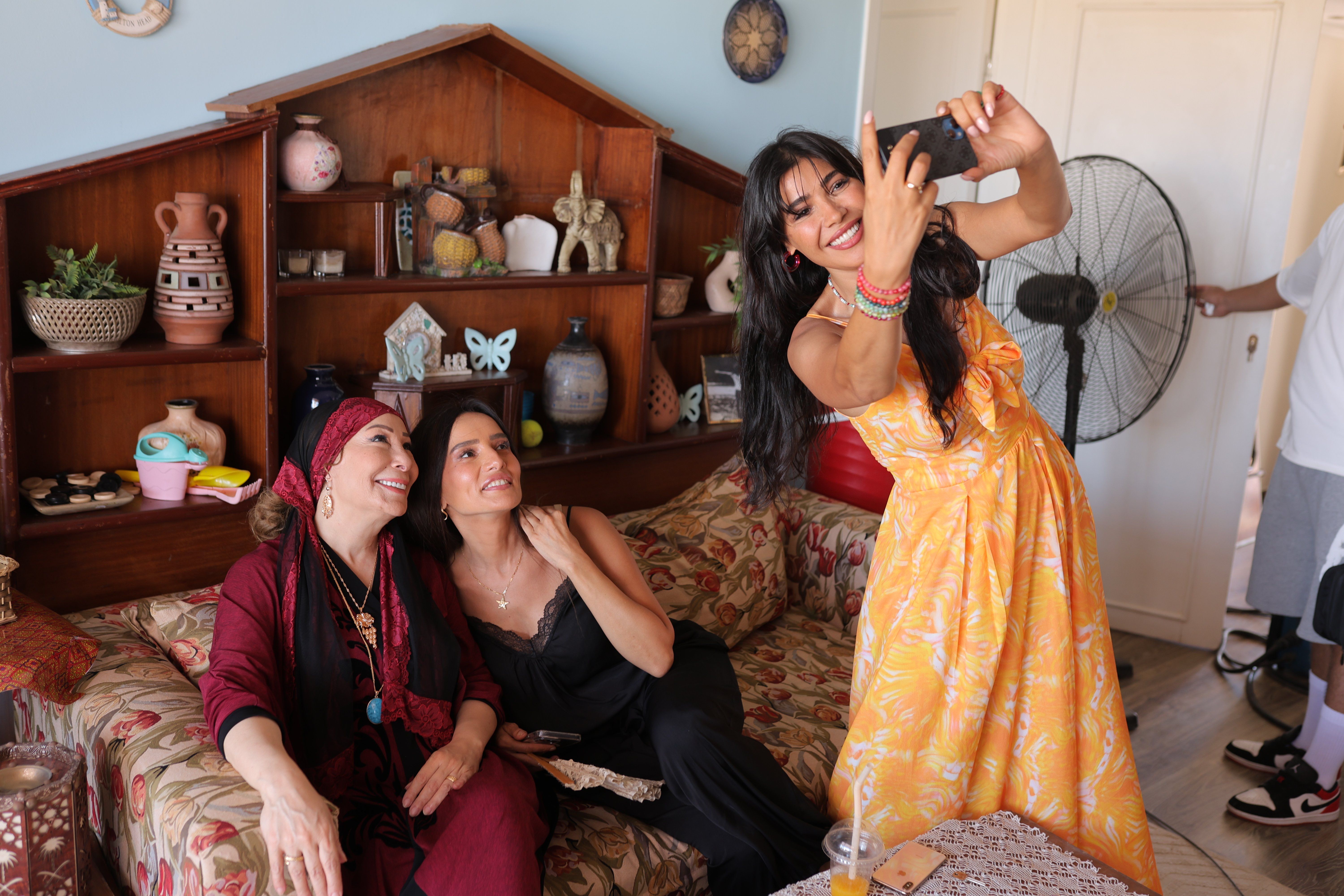 زينة مع مها نصار وصفاء الطوخى