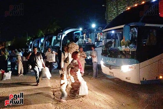 وصول القطار الأسبوعى الرابع للأشقاء السودانيين (6) وصول القطار الأسبوعى الرابع للأشقاء السودانيين (6)