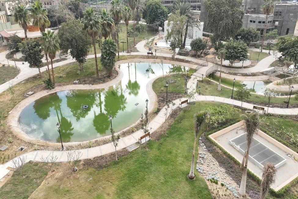 البحيرة (1)