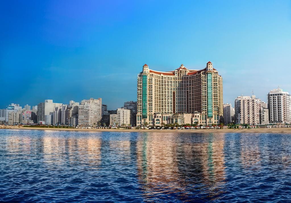 هشام طلعت مصطفى (3)