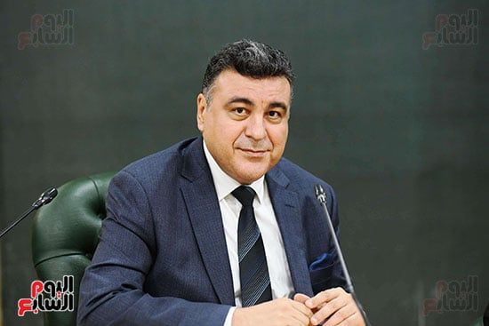 الدكتور ياسر عبد العزيز