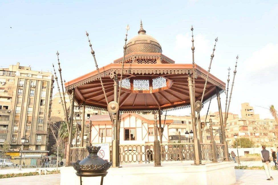 برجولة بالحديقة (1)