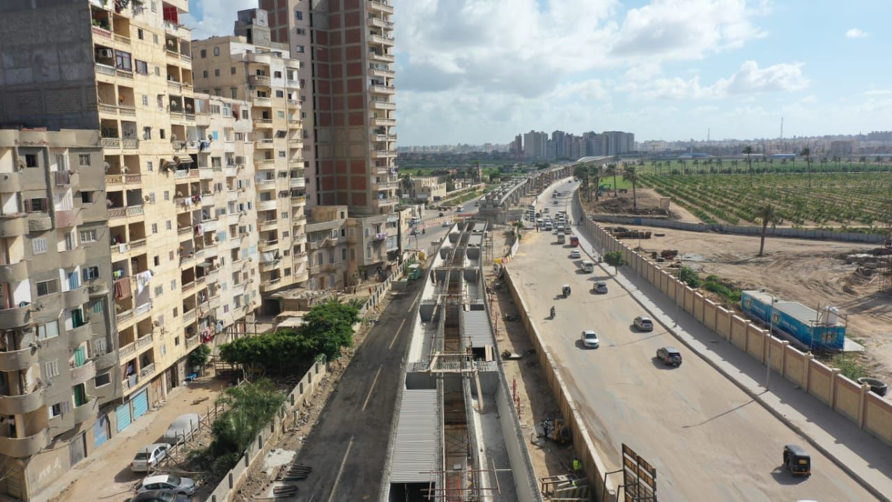تقدم أعمال تركيب الكمرات (2) تقدم أعمال تركيب الكمرات (2)