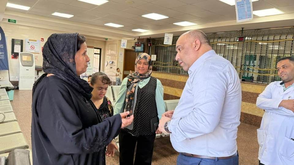 قيادات الرعاية الصحية يتابعون خدمة المواطنين في مركز طب أسرة منشأة العماري