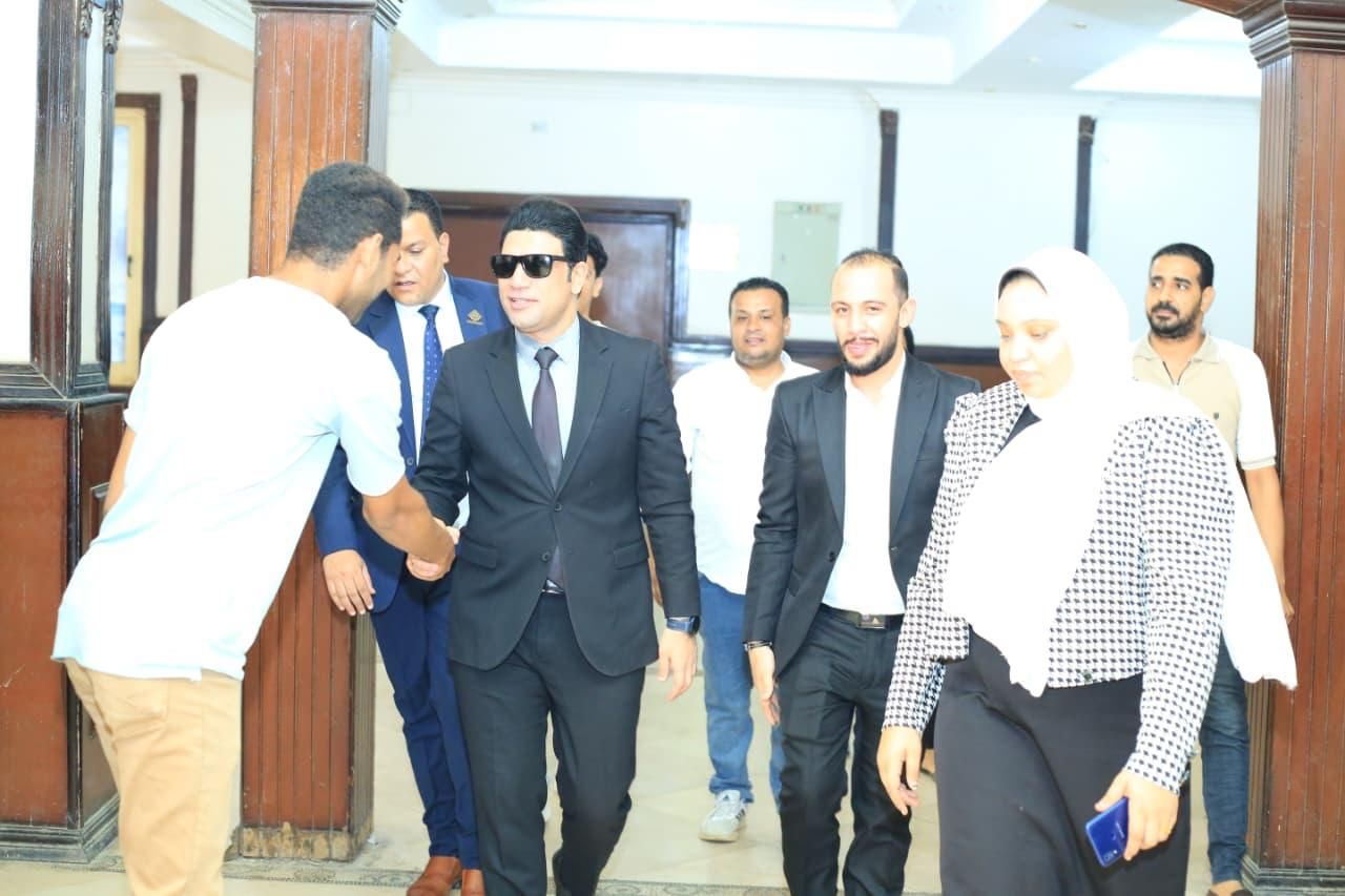 نائب محافظ سوهاج يلتقي شباب المحافظة (1) نائب محافظ سوهاج يلتقي شباب المحافظة (1)