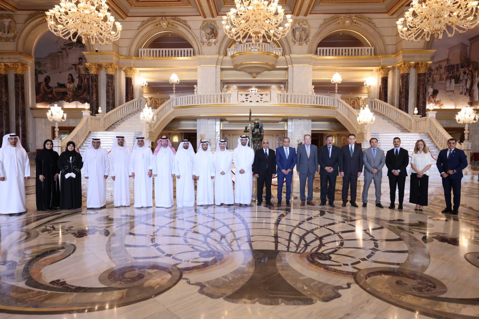 وفد قضائي إمارتي بالعاصمة الإدارية وفد قضائي إمارتي بالعاصمة الإدارية