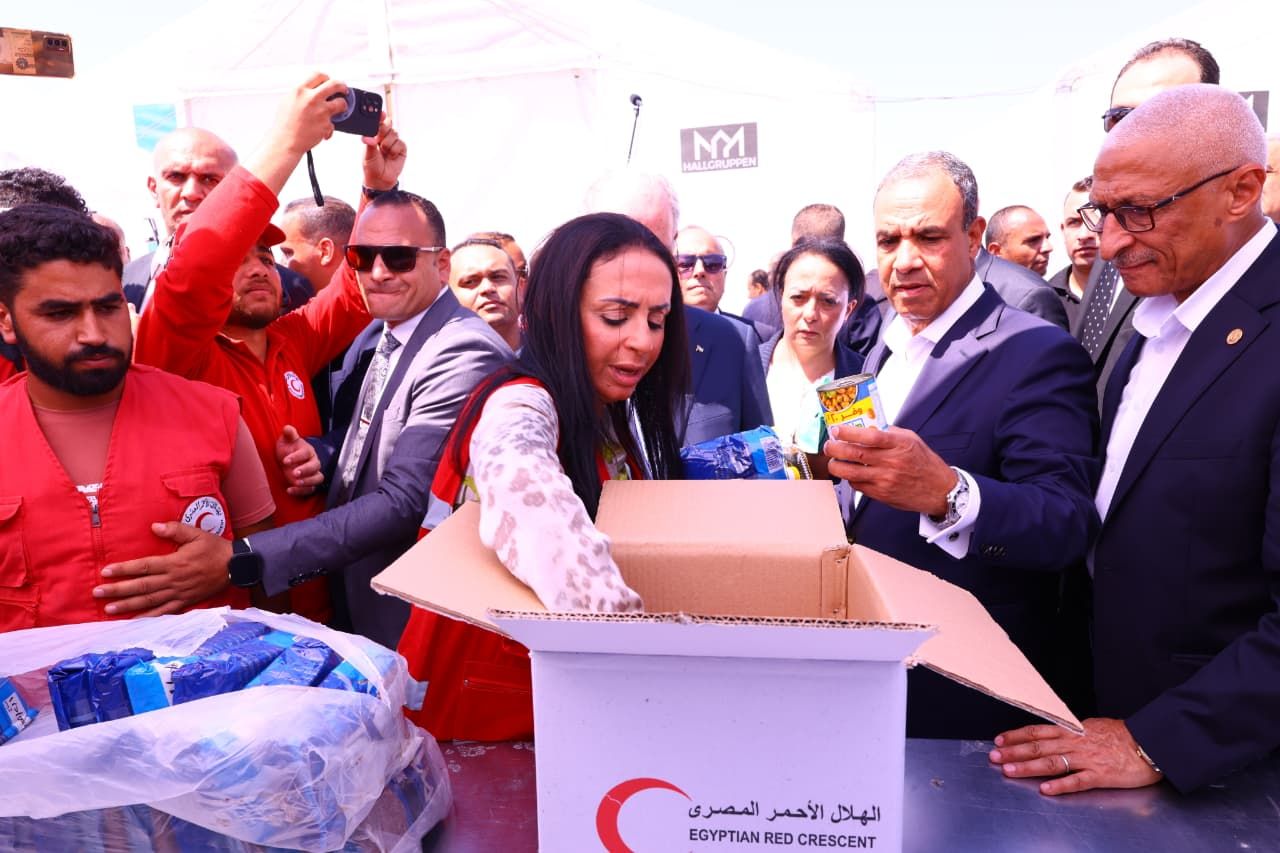 المطبخ الإنساني والمخبز الآلي للهلال الأحمر المصري بالعريش المطبخ الإنساني والمخبز الآلي للهلال الأحمر المصري بالعريش