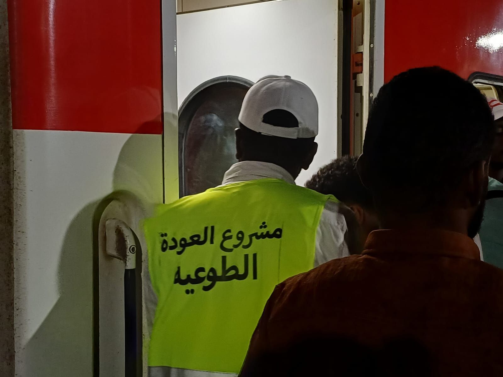 محطة السد العالى تستقبل الأشقاء السودانيين (12)