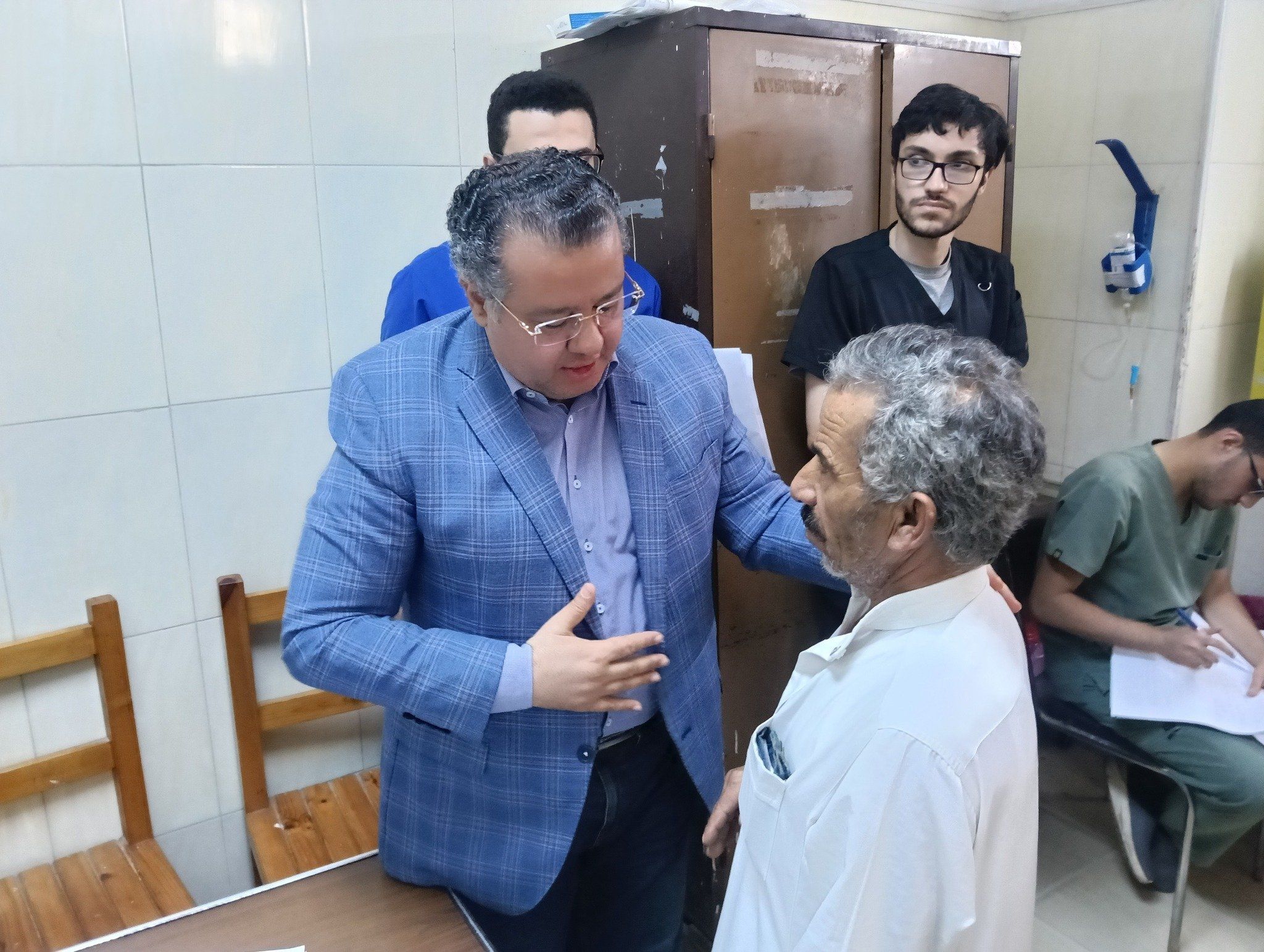 الاستماع للمرضي وشكواهم الاستماع للمرضي وشكواهم