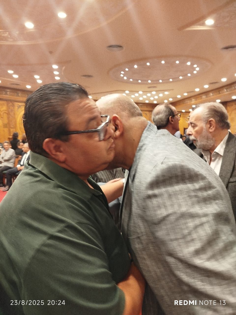 وزير الثقافة يحضر عزاء د. يحيى عزمي بمسجد الشرطة (1) وزير الثقافة يحضر عزاء د. يحيى عزمي بمسجد الشرطة (1)
