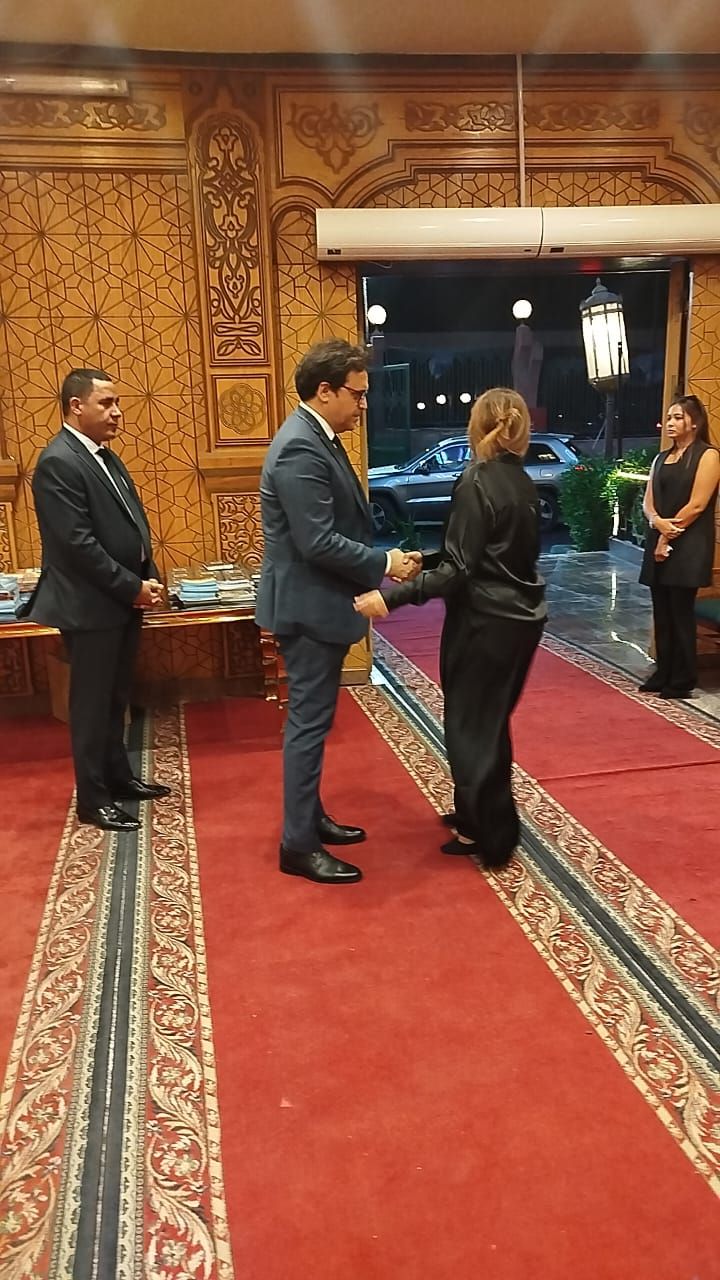 وزير الثقافة يحضر عزاء د. يحيى عزمي بمسجد الشرطة (3) وزير الثقافة يحضر عزاء د. يحيى عزمي بمسجد الشرطة (3)