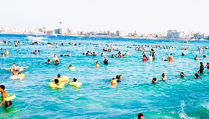 شاطئ الغرام واطلالته المميزة على خليج مرسى مطروح شاطئ الغرام واطلالته المميزة على خليج مرسى مطروح