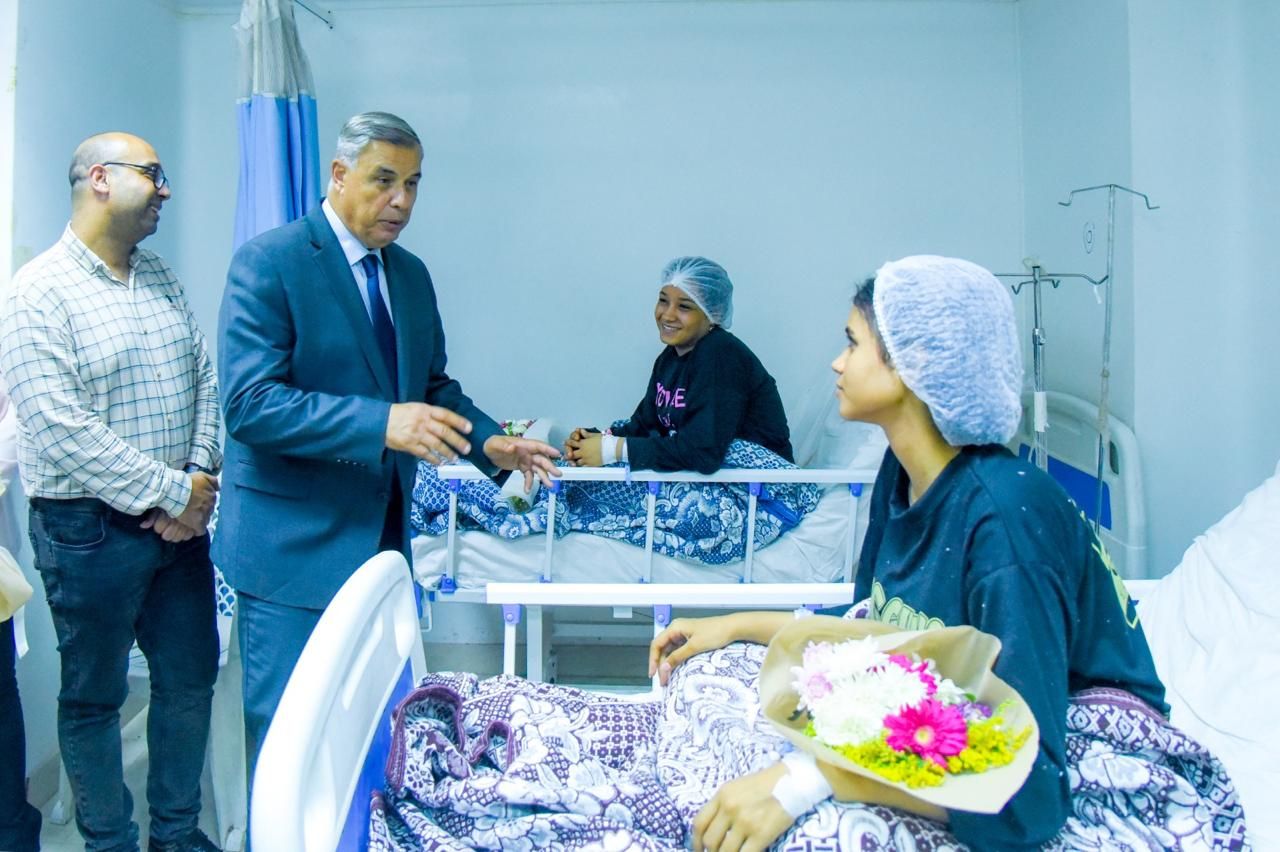 زيارة المحافظ للمصابين زيارة المحافظ للمصابين