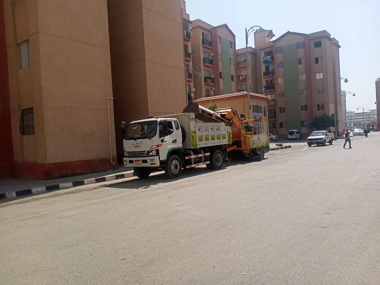 تنظيف الشوارع بعد رفع الاشغالات تنظيف الشوارع بعد رفع الاشغالات