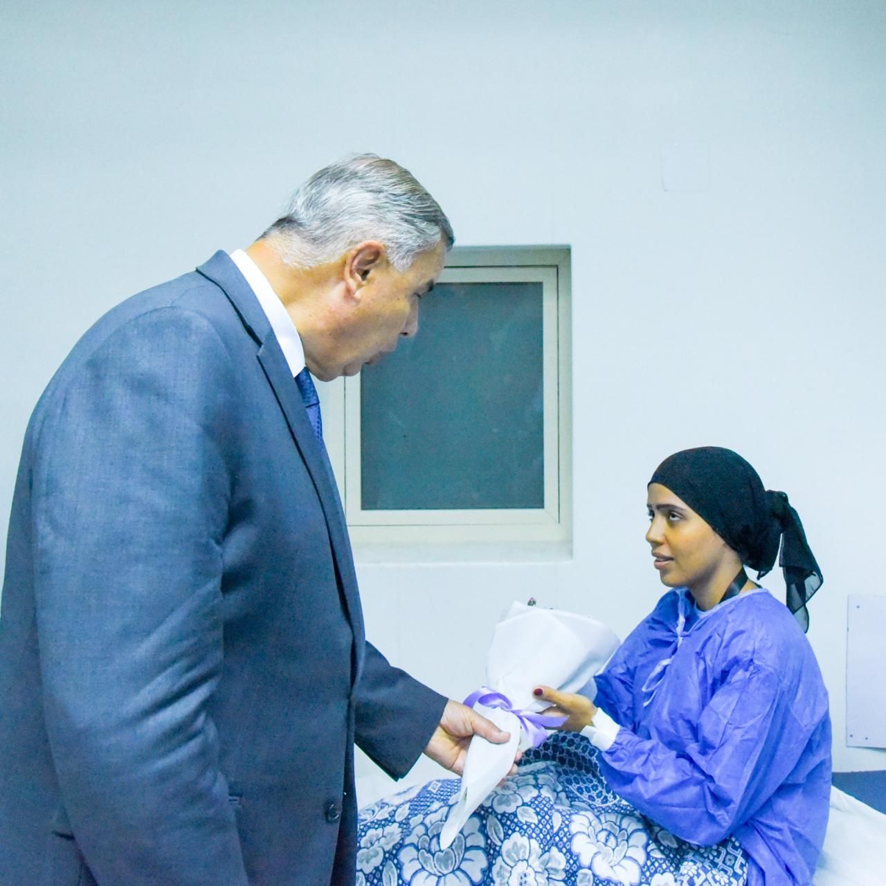 زيارة المحافظ للمصابين زيارة المحافظ للمصابين