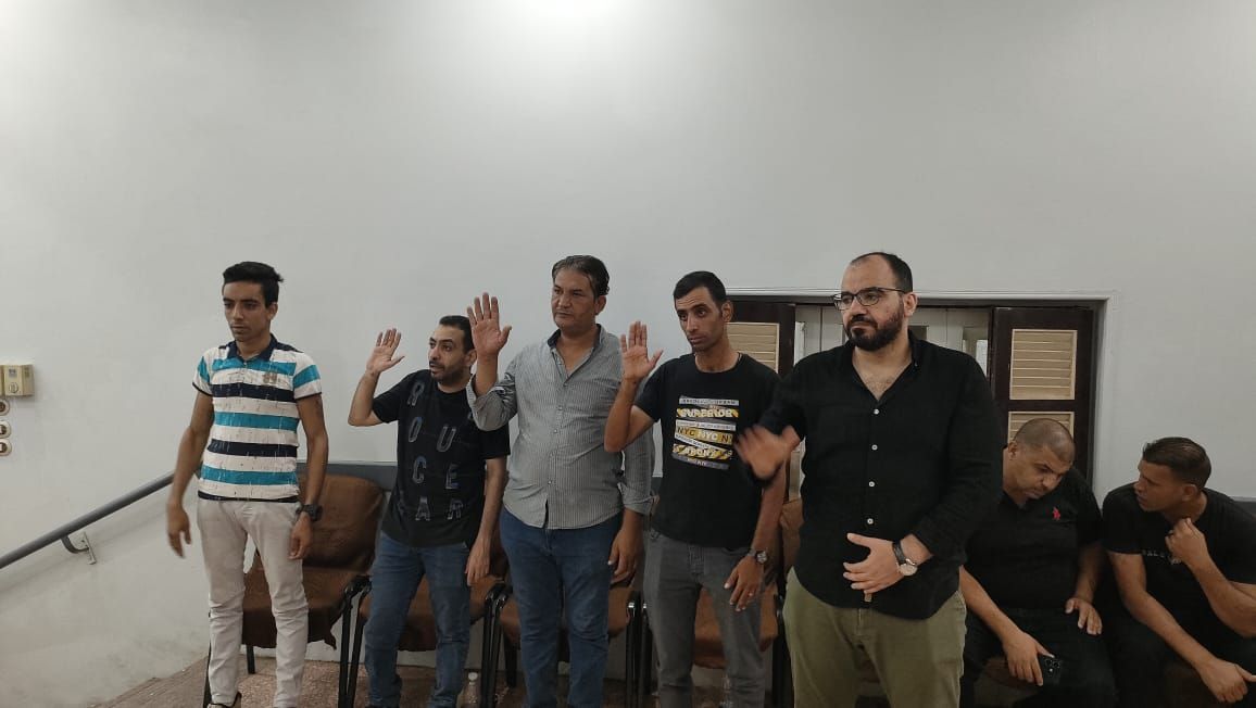 جانب من تلقى واجب العزاء فى سوهاج (1) جانب من تلقى واجب العزاء فى سوهاج (1)