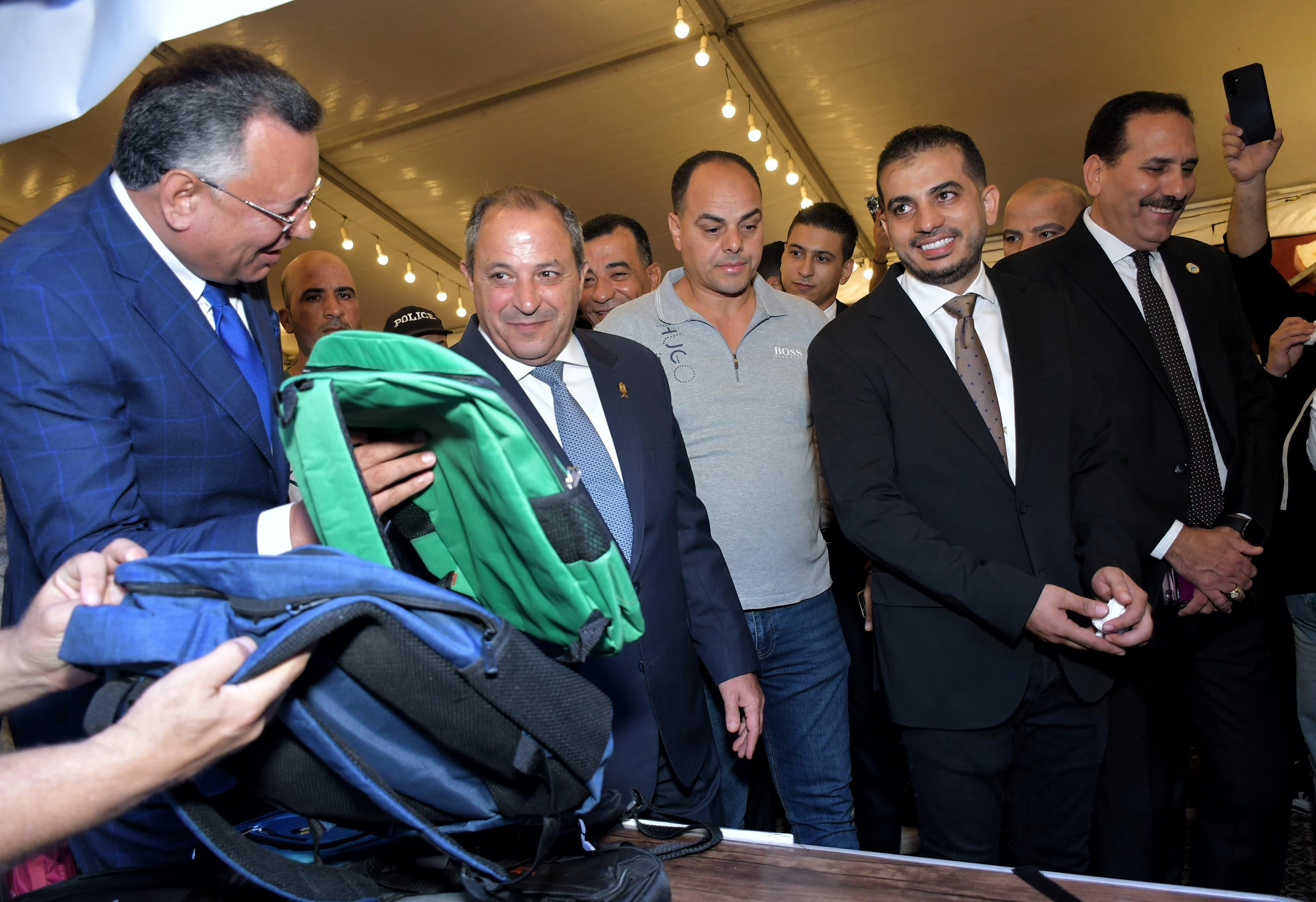 شنط المدارس شنط المدارس