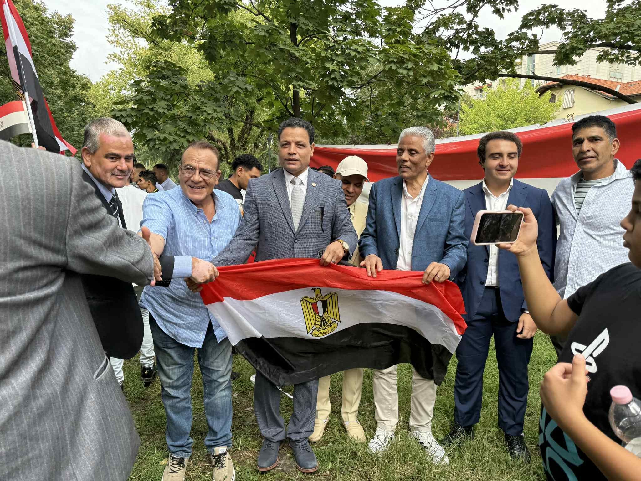 أبناء الجالية المصرية فى ميلانو (3) أبناء الجالية المصرية فى ميلانو (3)