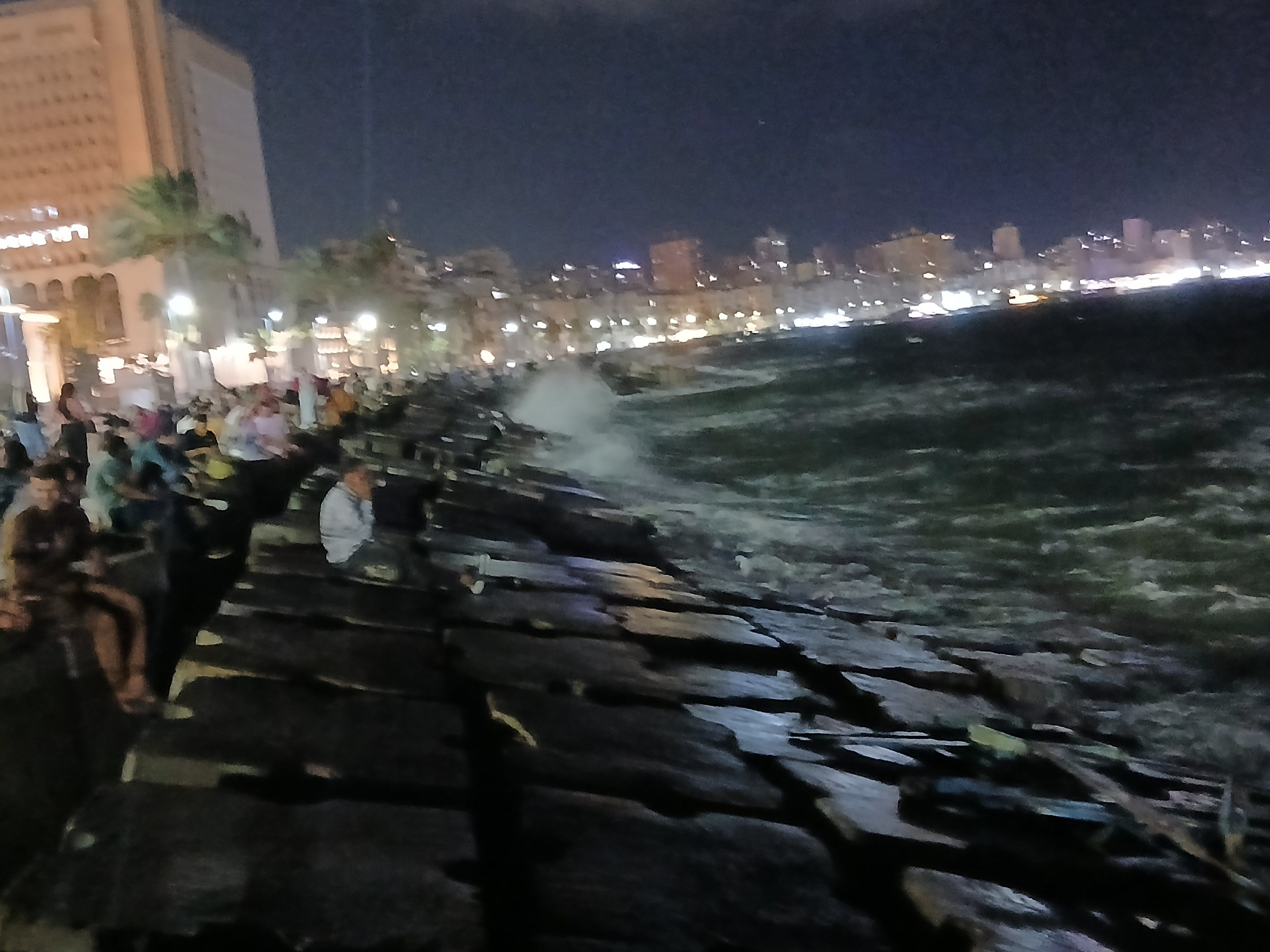 نشاط لحركة الرياح في الإسكندرية نشاط لحركة الرياح في الإسكندرية