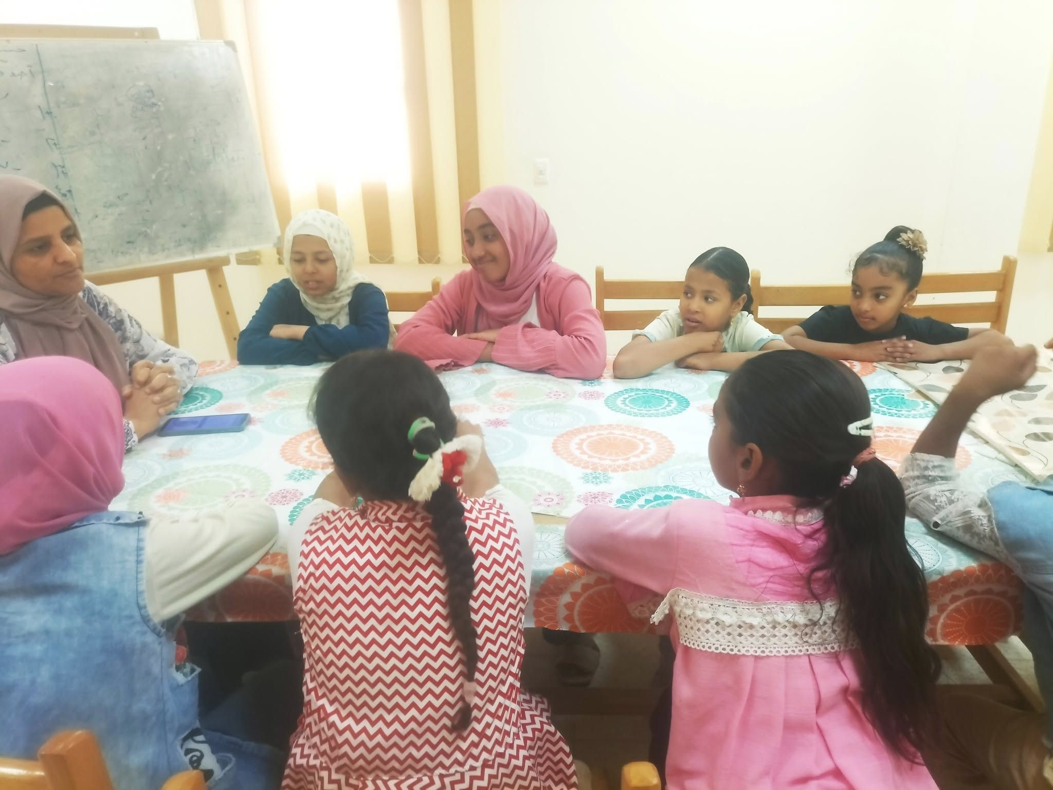 ورش فنون تشكيلية لدعم الأطفال فى قصور الثقافة بالأقصر ورش فنون تشكيلية لدعم الأطفال فى قصور الثقافة بالأقصر