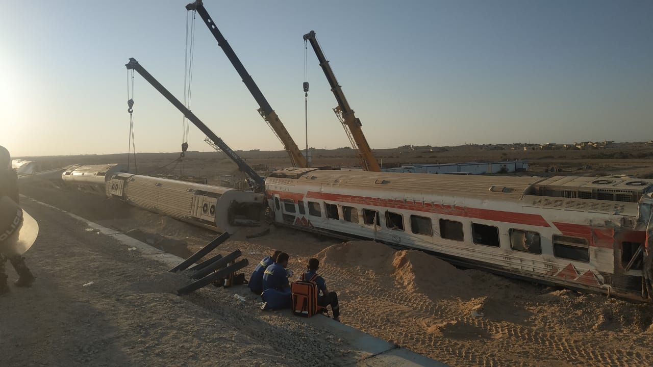 3 وفيات و94 مصابا فى الحادث 3 وفيات و94 مصابا فى الحادث