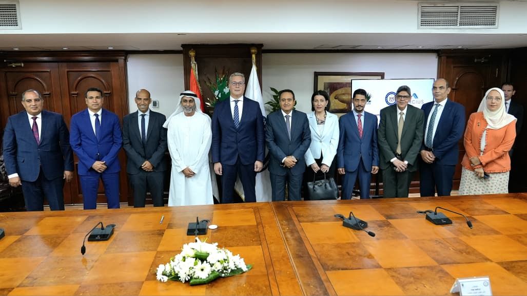 وزير البترول والثروة المعدنية يشهد التوقيع بين إيجاس و اركيوس انرجي وزير البترول والثروة المعدنية يشهد التوقيع بين إيجاس و اركيوس انرجي