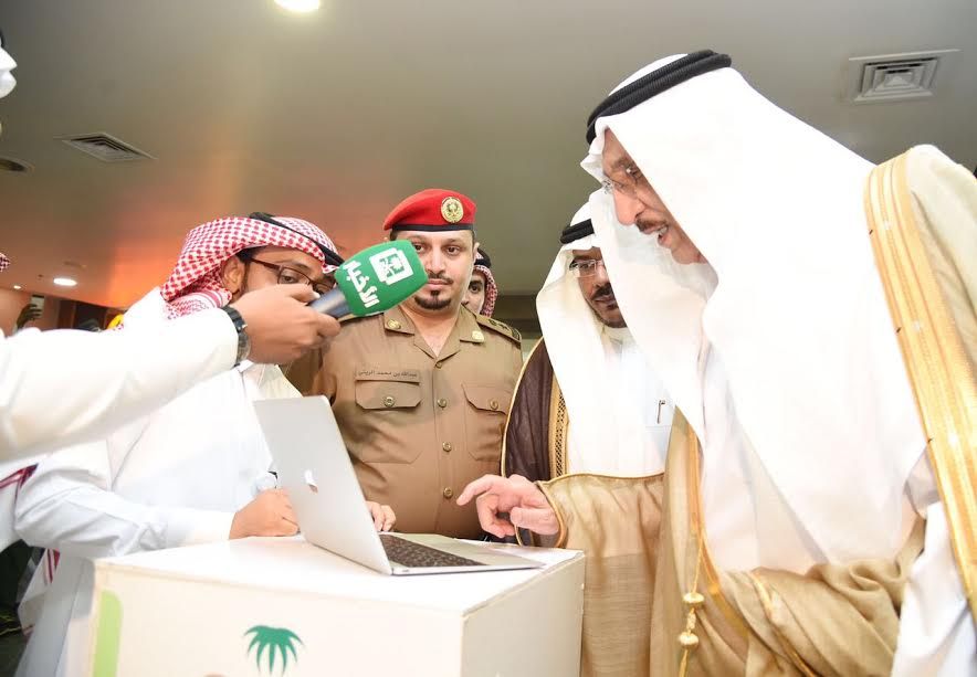 شاهد.. أمير #جازان يدشّن خلايا الأمل