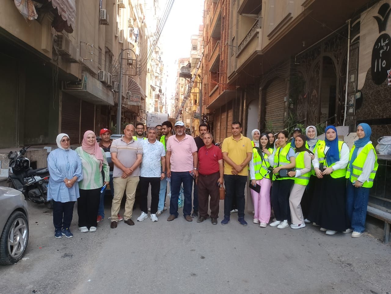 العاملين والقائمين على برنامج النظافة بشوارع محافظة الدقهلية (3) العاملين والقائمين على برنامج النظافة بشوارع محافظة الدقهلية (3)