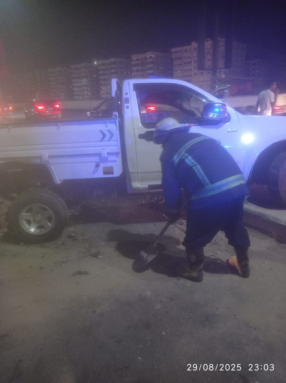 حادث تصادم سيارتين بمحور حسب الله الكفراوى (3) حادث تصادم سيارتين بمحور حسب الله الكفراوى (3)