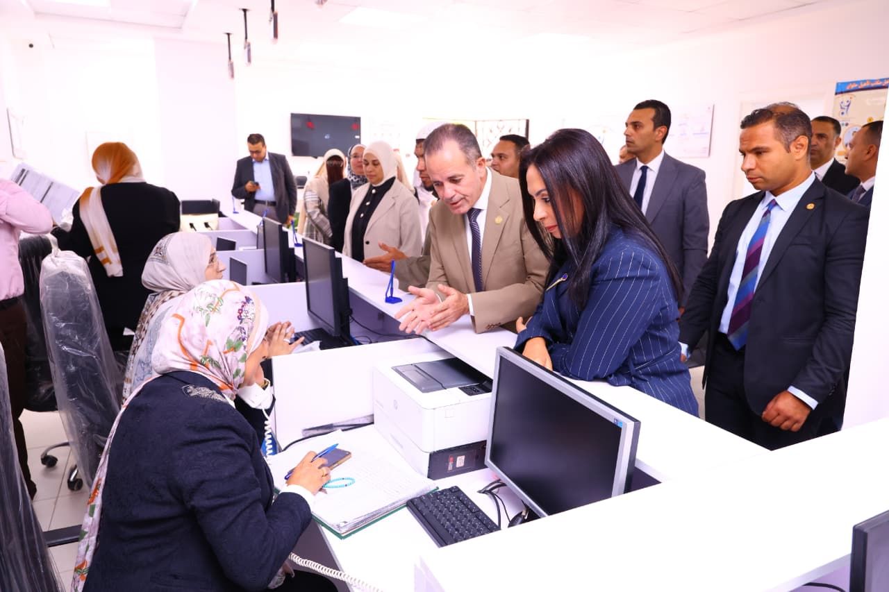 وزيرة التضامن الاجتماعي تتفقد مكتب تأهيل حلوان وزيرة التضامن الاجتماعي تتفقد مكتب تأهيل حلوان