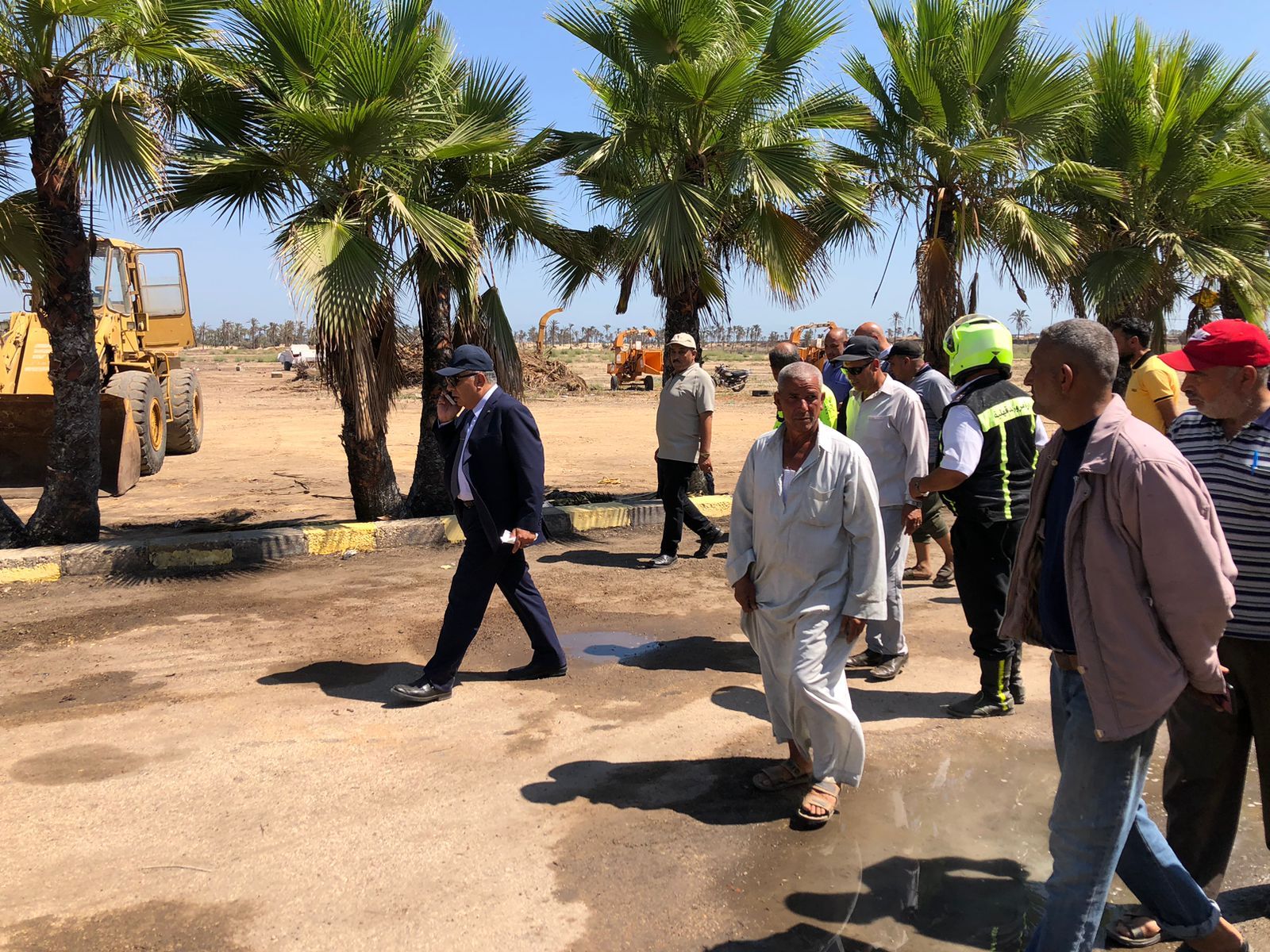 زيارة المحافظ للمصنع زيارة المحافظ للمصنع