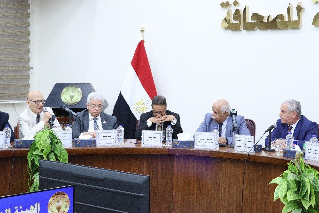 جانب من لقاءات الهيئة الوطنية للصحافة لتطوير الاعلام (2) جانب من لقاءات الهيئة الوطنية للصحافة لتطوير الاعلام (2)