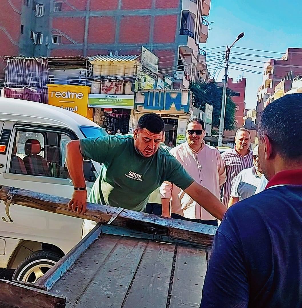 رفع الاشغالات بمركز ومدينة بسيون (5) رفع الاشغالات بمركز ومدينة بسيون (5)