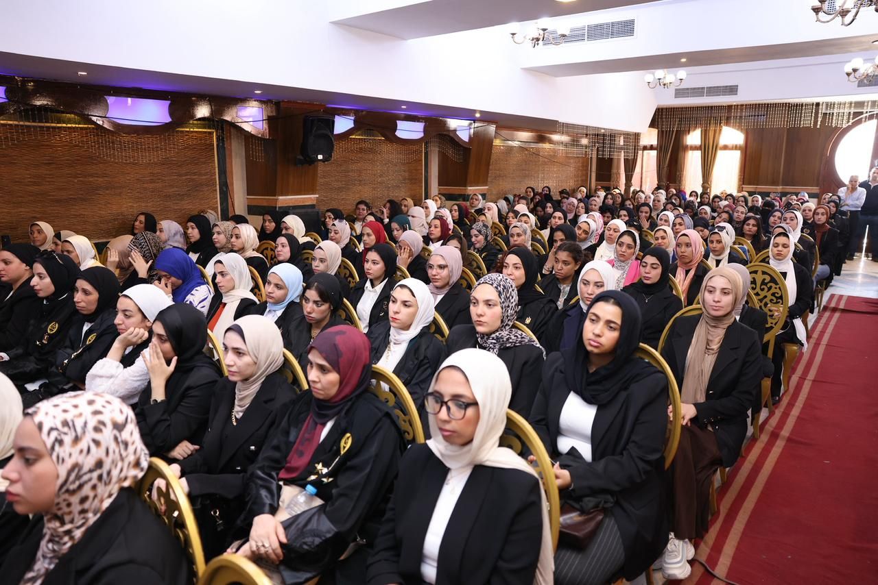 جلسة حلف اليمين للمحامين الجدد (9) جلسة حلف اليمين للمحامين الجدد (9)
