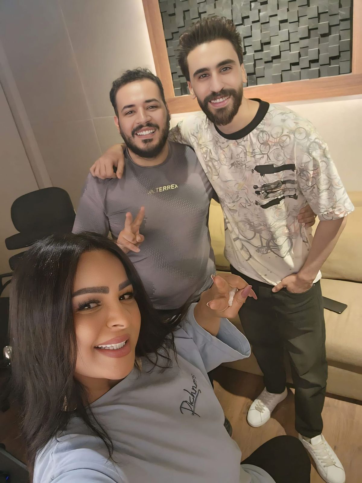 هدى وملحن محمد مصطفى هدى وملحن محمد مصطفى