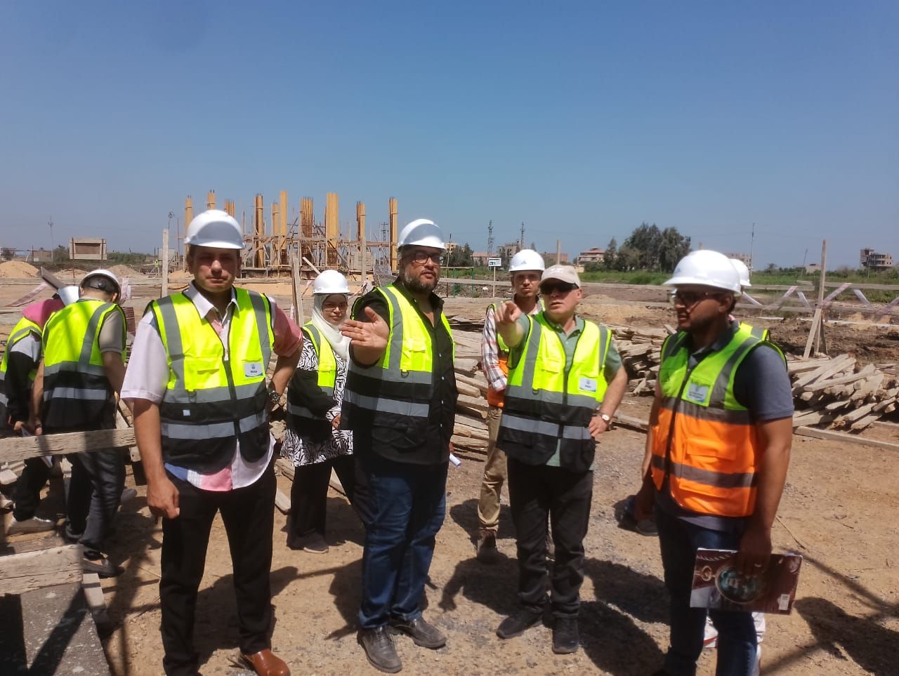 أعمال تنفيذ مشروعات تحسين نوعية مياه مصرف كيتشنر (1) أعمال تنفيذ مشروعات تحسين نوعية مياه مصرف كيتشنر (1)
