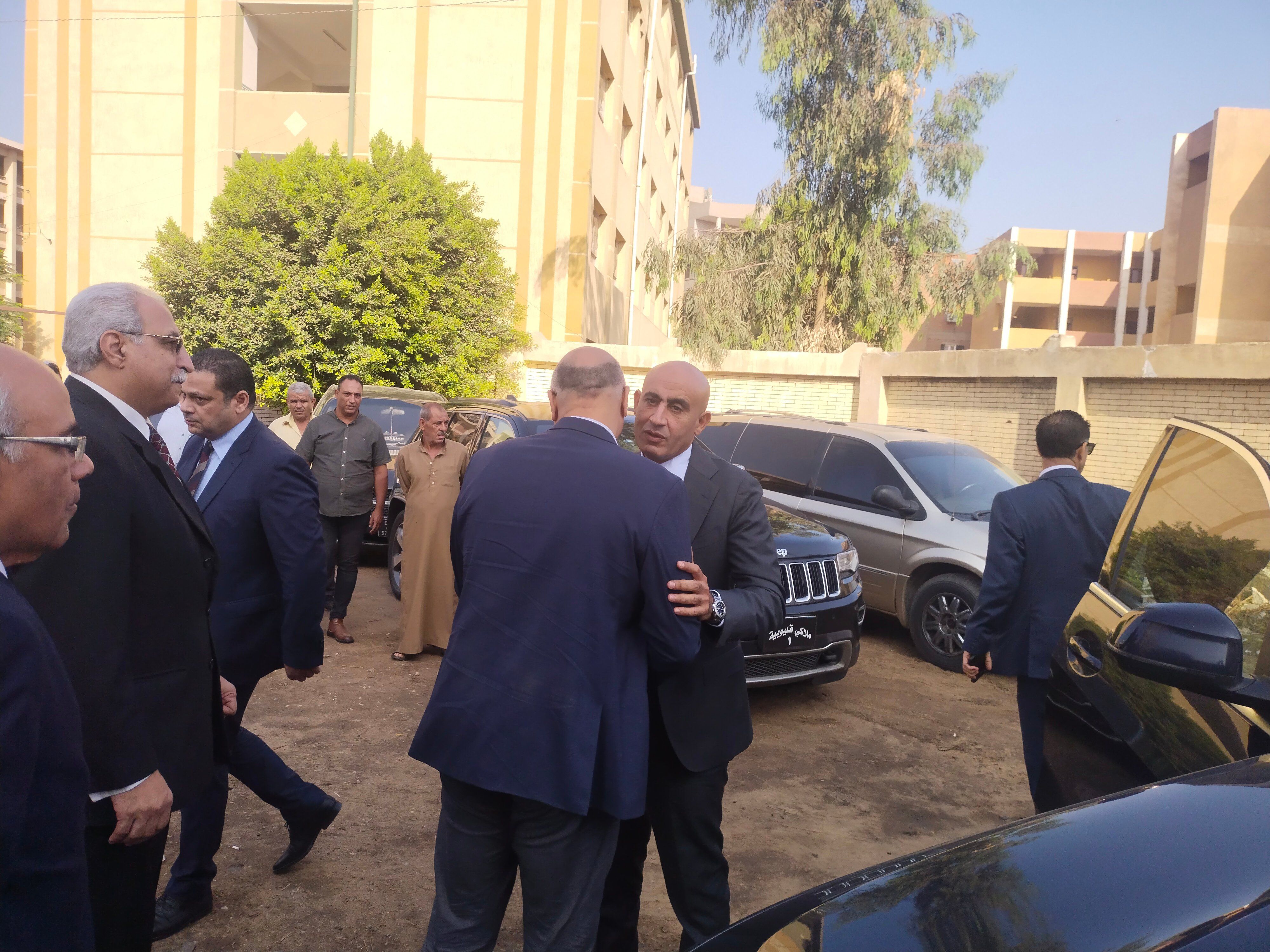 وصول الوزير وصول الوزير