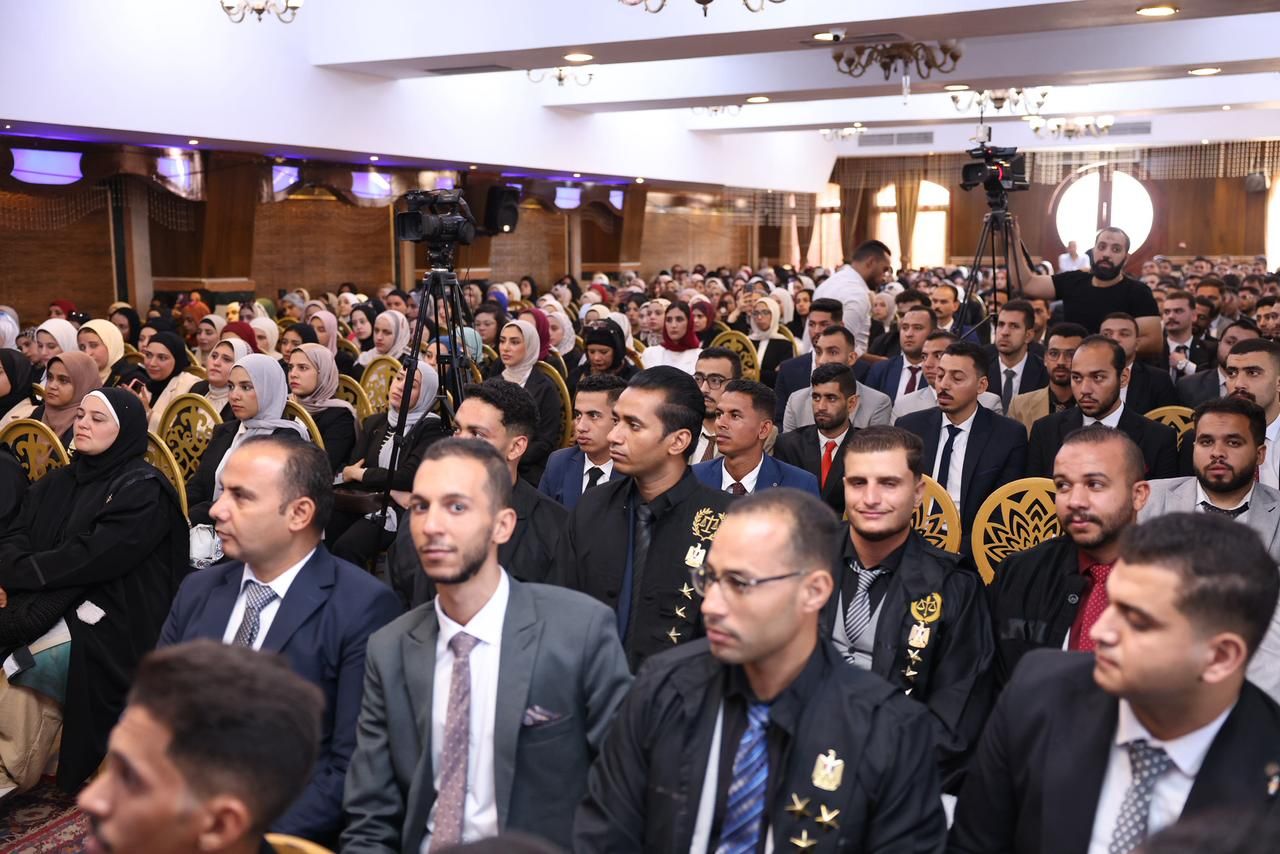 جلسة حلف اليمين للمحامين الجدد (8) جلسة حلف اليمين للمحامين الجدد (8)