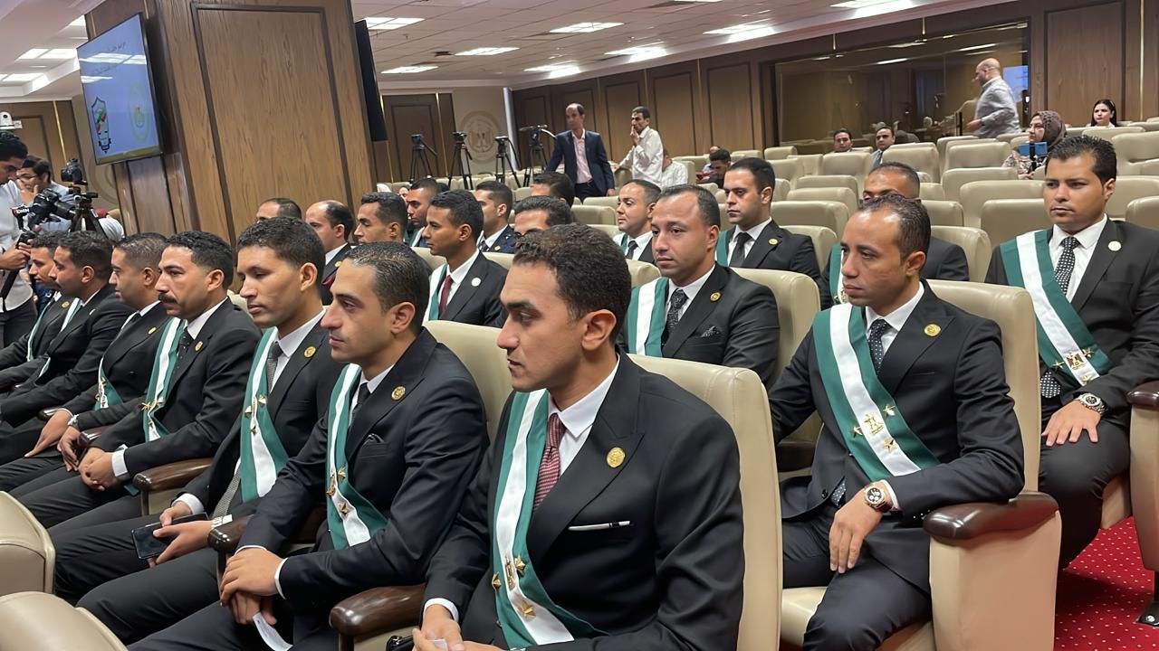 وصول وزير العدل ورئيس قضايا الدولة لحضور مراسم حلف اليمين لأعضاء الهيئة الجدد (2) وصول وزير العدل ورئيس قضايا الدولة لحضور مراسم حلف اليمين لأعضاء الهيئة الجدد (2)