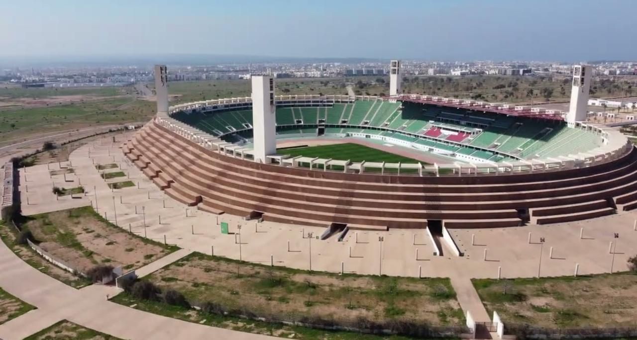 ملعب أغادير الكبير من الخارج ملعب أغادير الكبير من الخارج