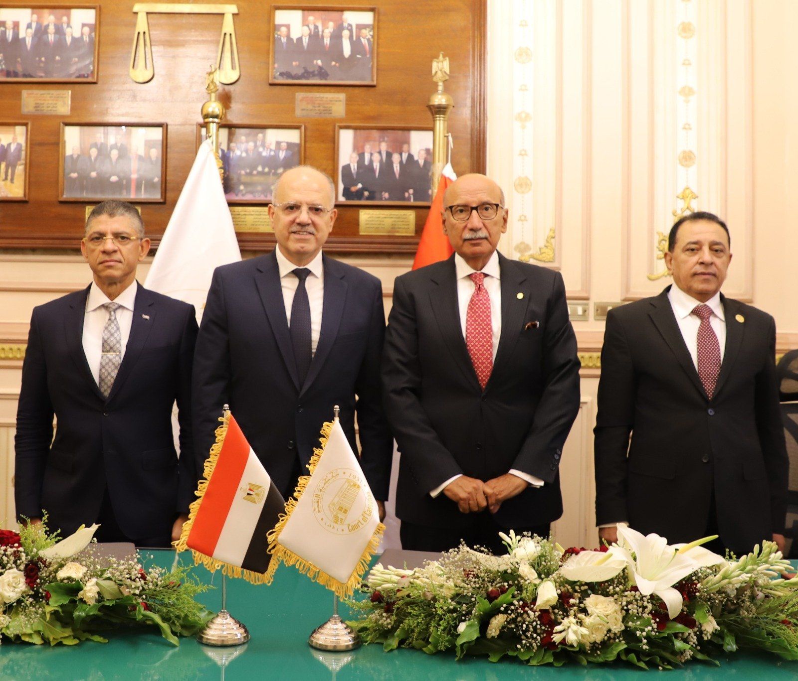 رئيس مجلس القضاء الأعلى يستقبل رئيس الجامة الأمانية (6) رئيس مجلس القضاء الأعلى يستقبل رئيس الجامة الأمانية (6)