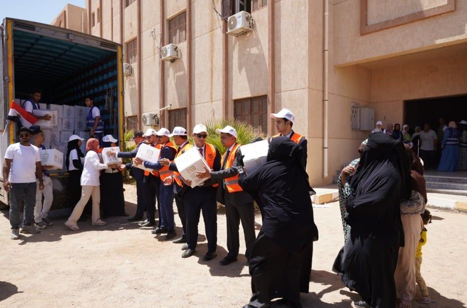 أعلن البنك الأهلي المصري عن مشاركته الفعالة في مبادرة “معاً بالوعي نحميها” (6) أعلن البنك الأهلي المصري عن مشاركته الفعالة في مبادرة “معاً بالوعي نحميها” (6)