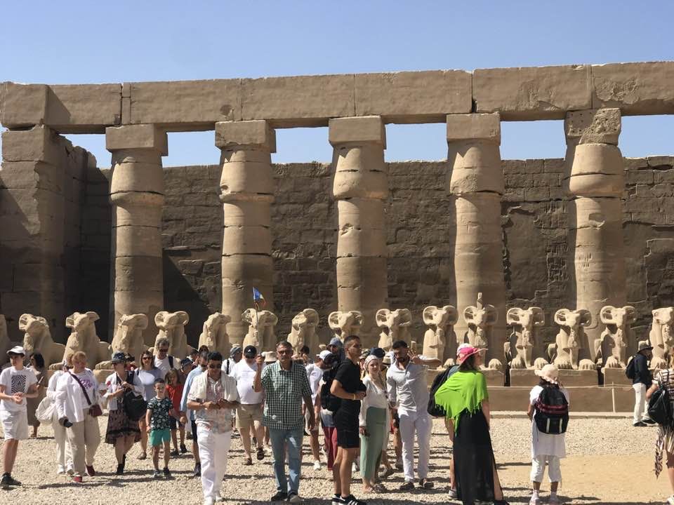 معابد الكرنك تشهد إقبال سياحى كبير من حول العالم معابد الكرنك تشهد إقبال سياحى كبير من حول العالم