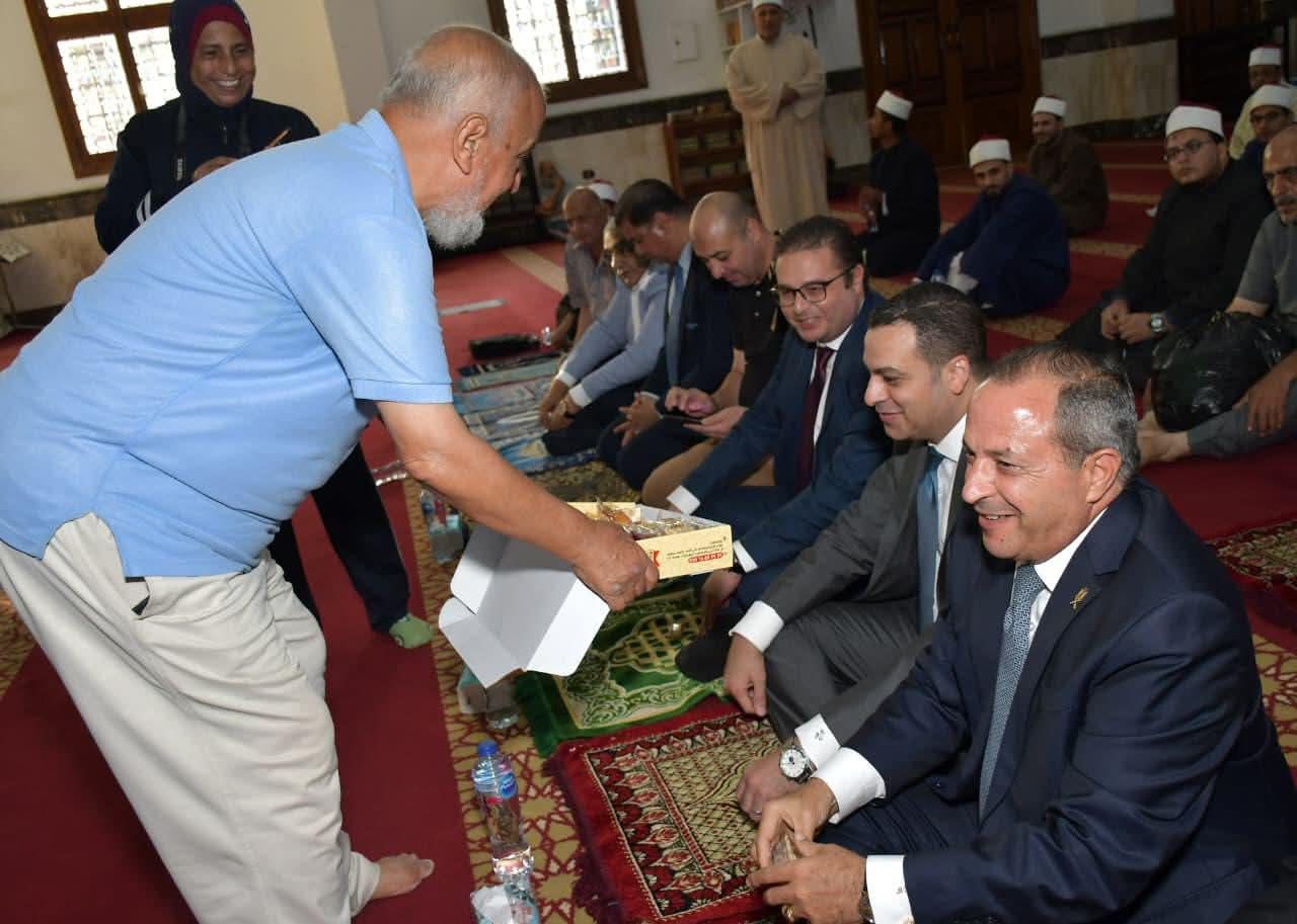 توزيع حلوي توزيع حلوي