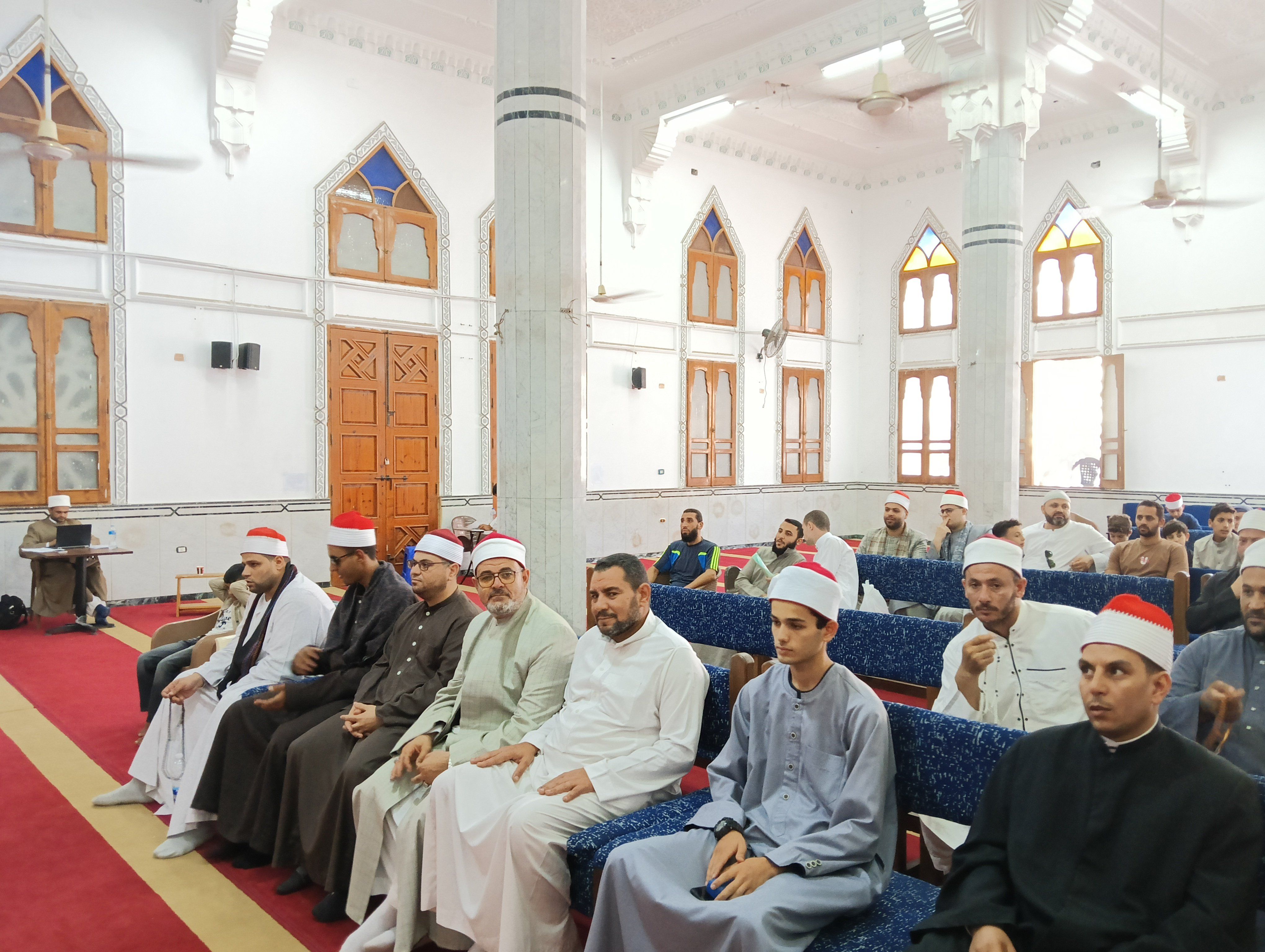المشاركين بالمسابقة المشاركين بالمسابقة