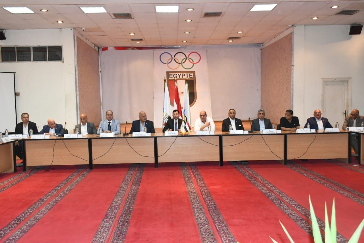 وزير الرياضة و رئيس الاولمبية وزير الرياضة و رئيس الاولمبية