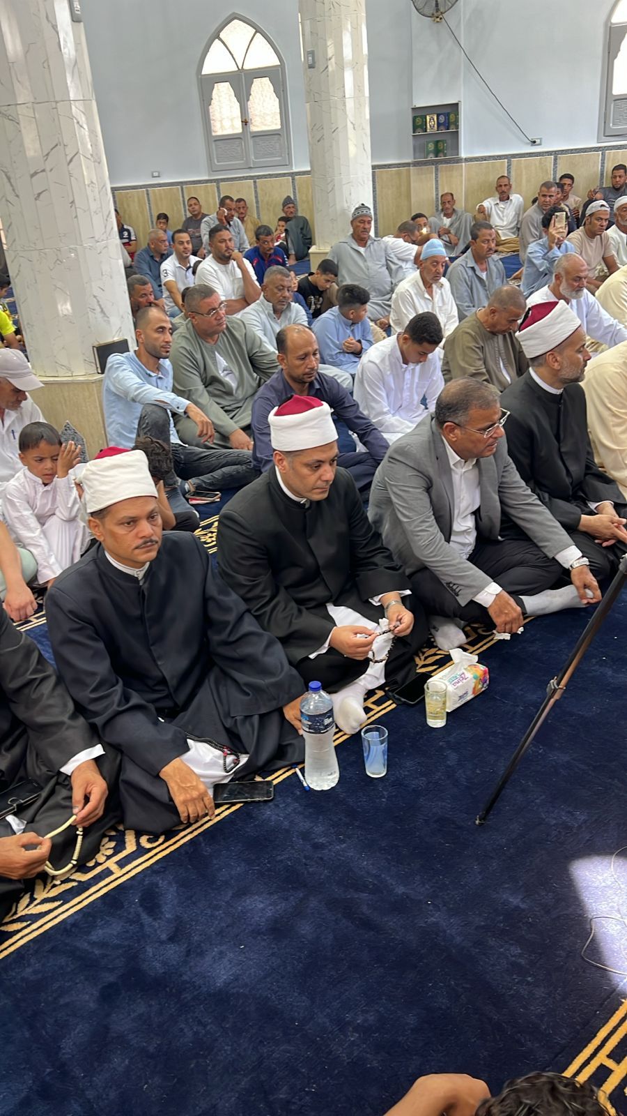 أئمة الأوقاف خلال افتتاح مسجد الرحمة