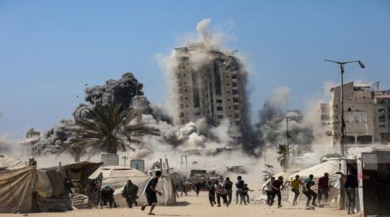لحظة قصف برج مشتهى